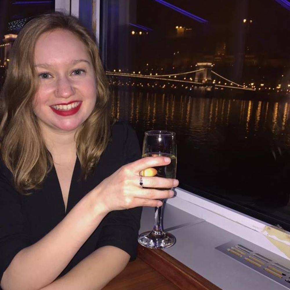 Meet your Posher, Dana